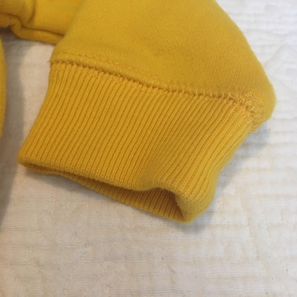 6-9m (2/$20) OshKosh Hoodie - Picture 3 of 11